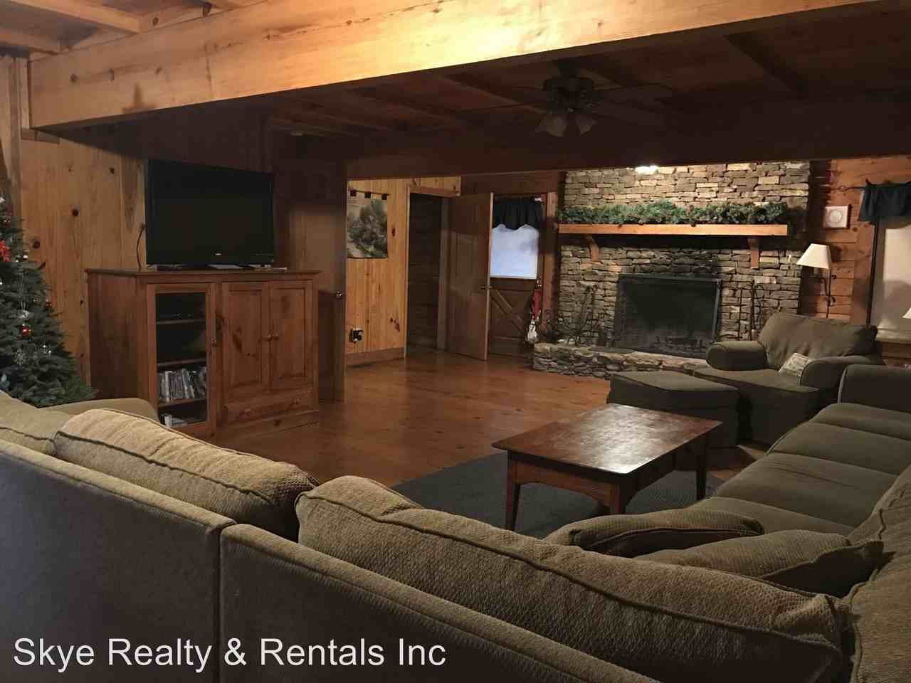 2508 Hatcher Mountain Rd - Photo 3 of 18