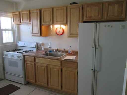 1113 Broening Hwy - Photo 3 of 12