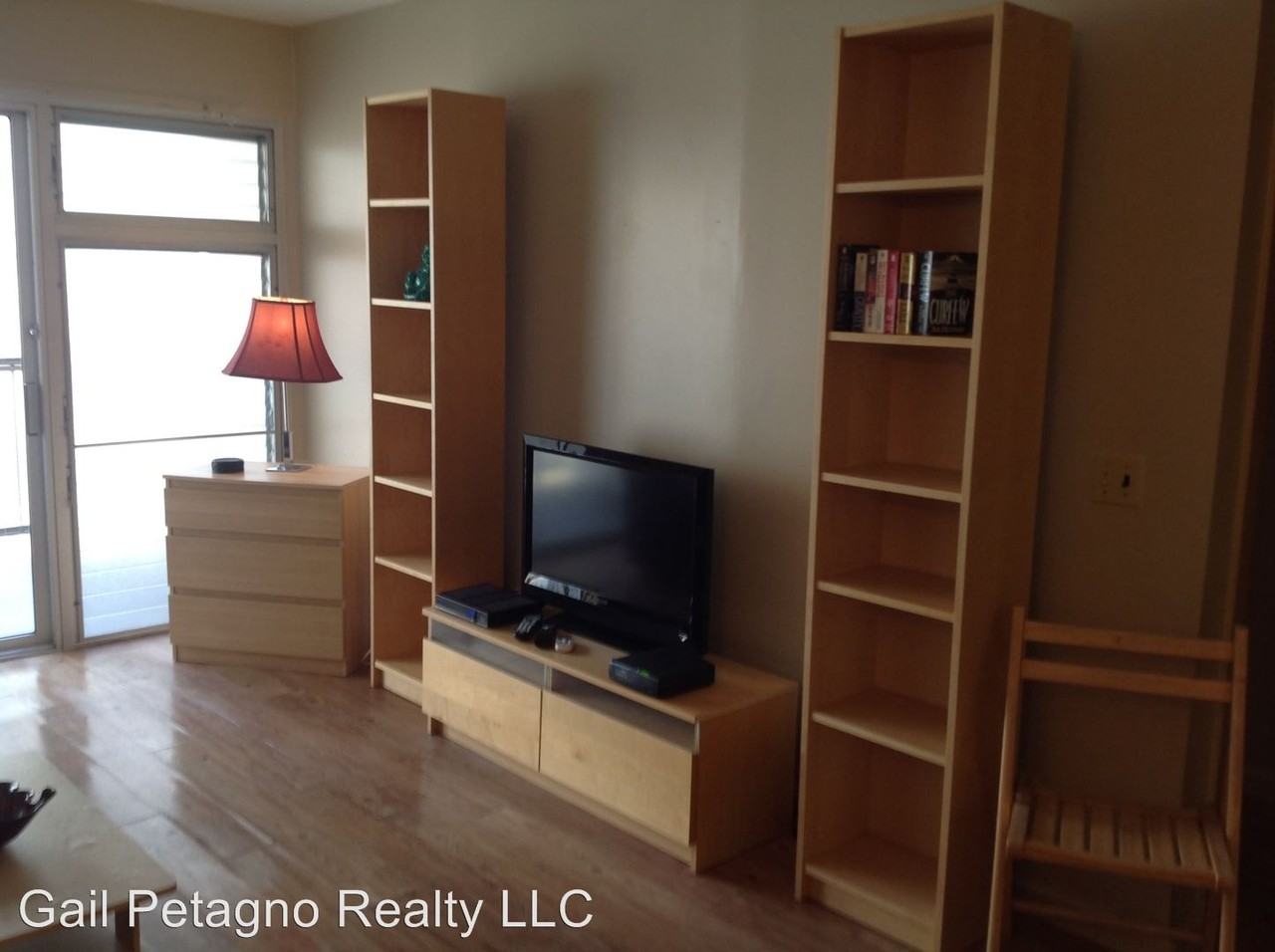 2464 Prince Edward St #906