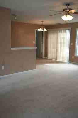 113 Barrington Ct - Photo 3 of 12