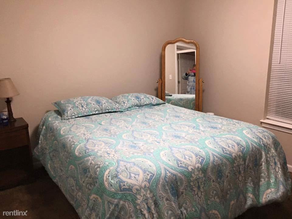 2095 Willow Bend Dr - Photo 2 of 11