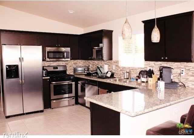 51555 Eisenhower Dr - Photo 3 of 11