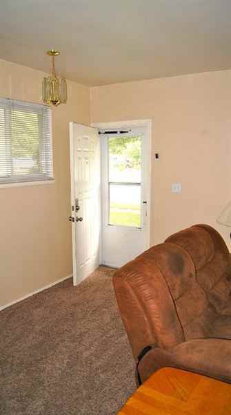 3818 Blue River Dr - Photo 2 of 7