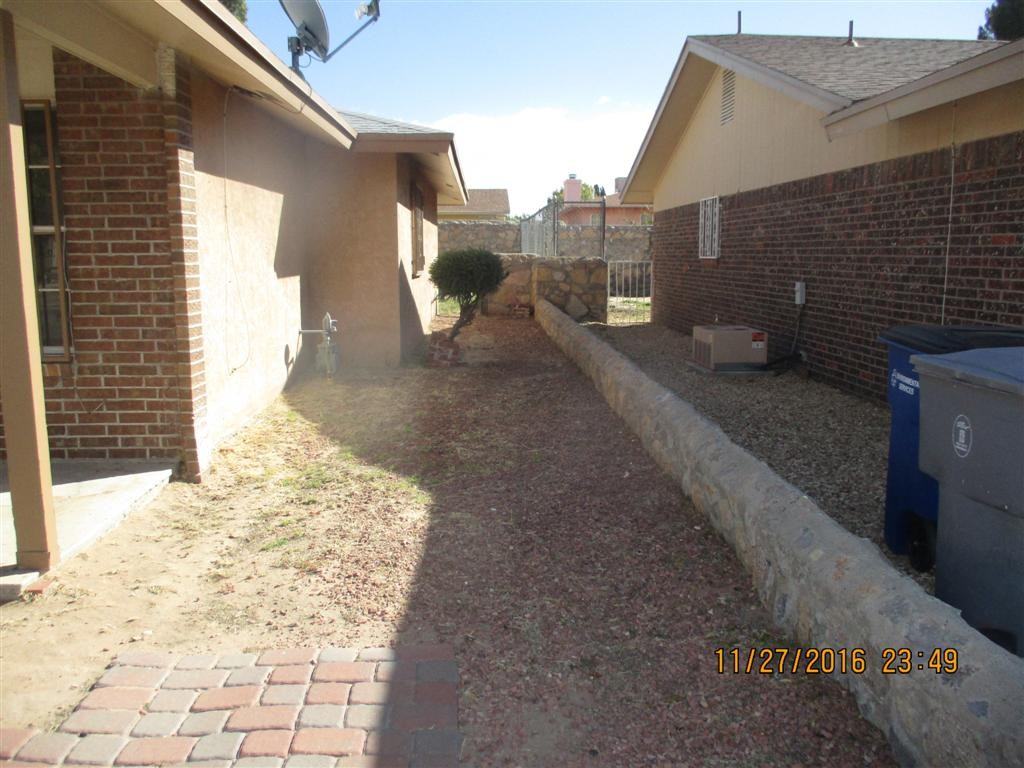 1608 Henri Dunant Dr - Photo 2 of 11