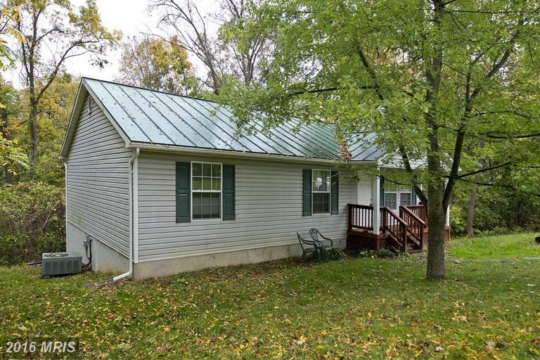 109 Apple Way - Photo 3 of 30