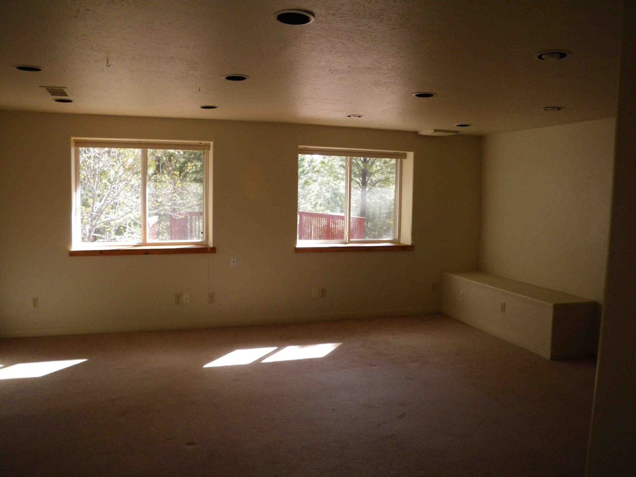 3410 Cocopah Dr - Photo 2 of 6