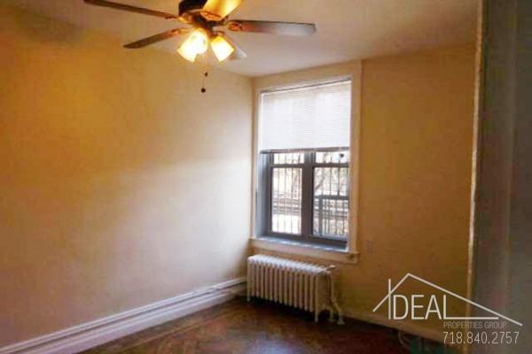 1135 East 15th Street - Photo 3 of 5