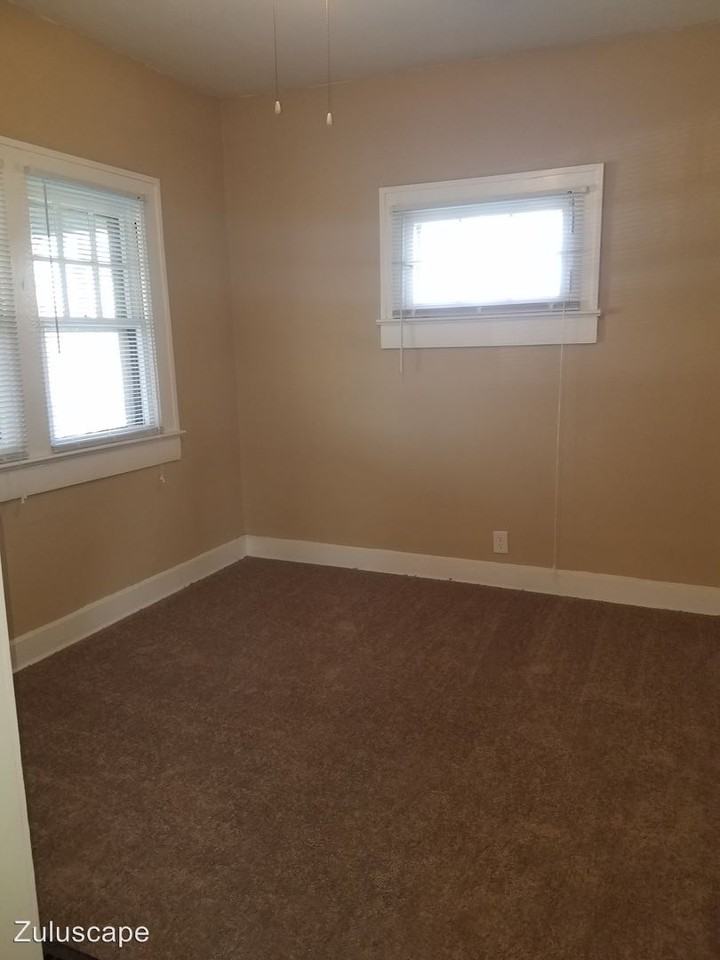 739 S Werges Ave - Photo 2 of 11