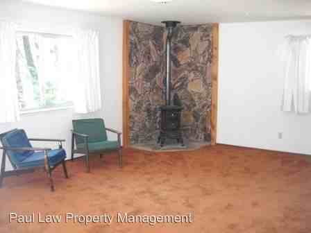 13033 Mayflower Dr - Photo 2 of 8