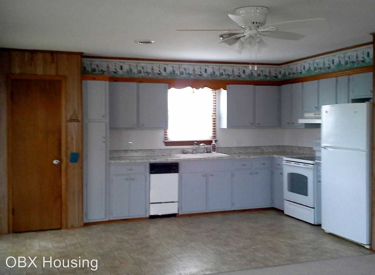 4304 Lindbergh Ave - Photo 2 of 7