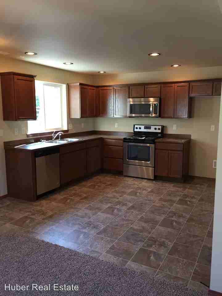 264 Saddlehorn Ave - Photo 3 of 6