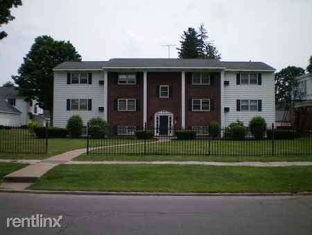 North George Street Apartments - Photo 2 of 3