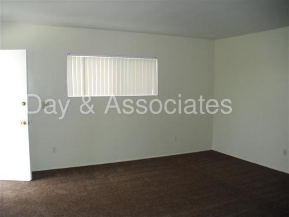 1658 259th St - Photo 3 of 10
