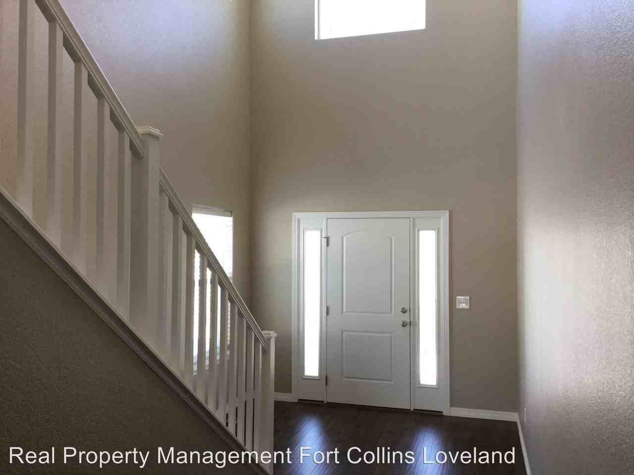 2915-2919 Breton Way - Photo 3 of 19