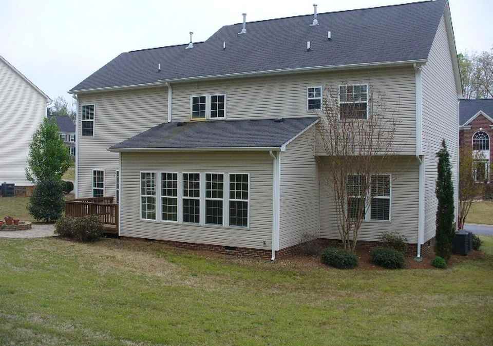 208 Woodland Creek Way - Photo 2 of 15