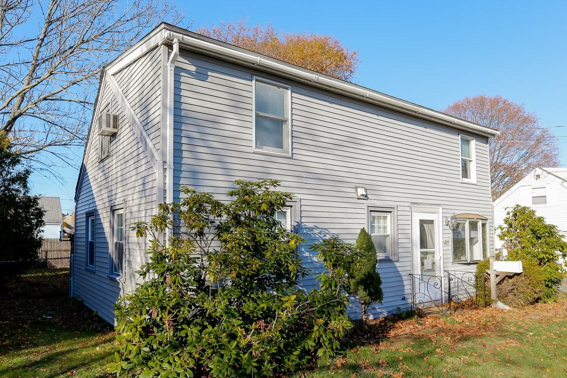 41 Forest St - Photo 2 of 7