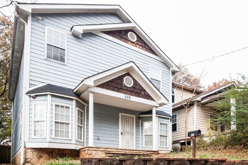 530 Norfolk St NW - Photo 3 of 22