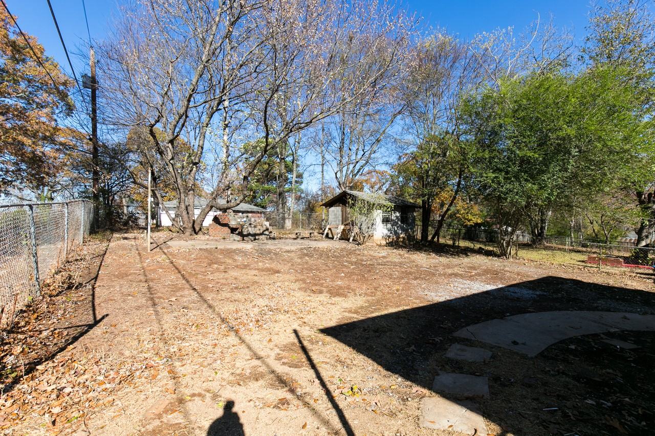 424 Highland Dr - Photo 3 of 27