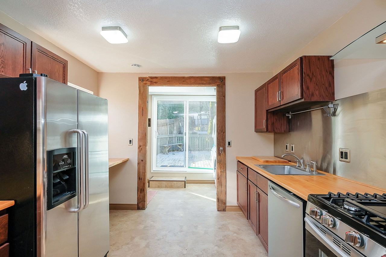 18355 Willamette Dr - Photo 3 of 19