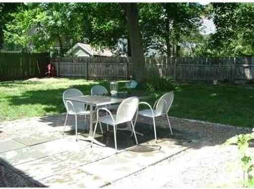 40 Cottage Ln #40 - Photo 3 of 4