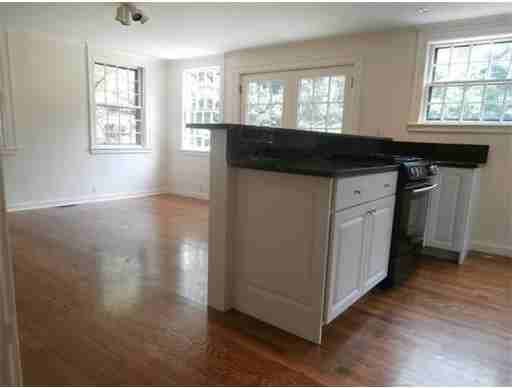 6 Francis Ave - Photo 2 of 8