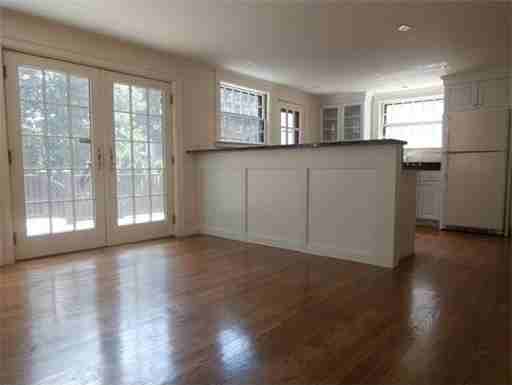 6 Francis Ave - Photo 3 of 8