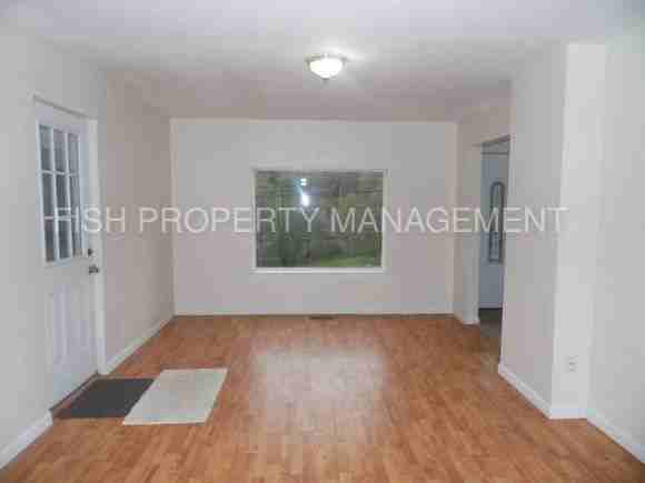 1628 Bloomingrove Rd - Photo 2 of 14