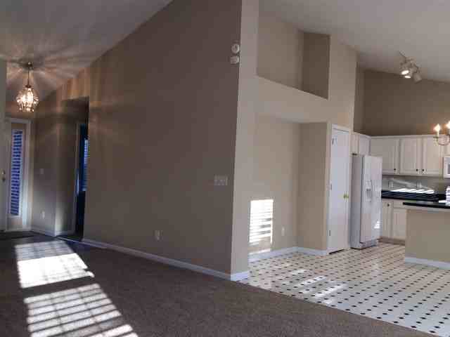 1157 Crestwood Dr - Photo 3 of 10