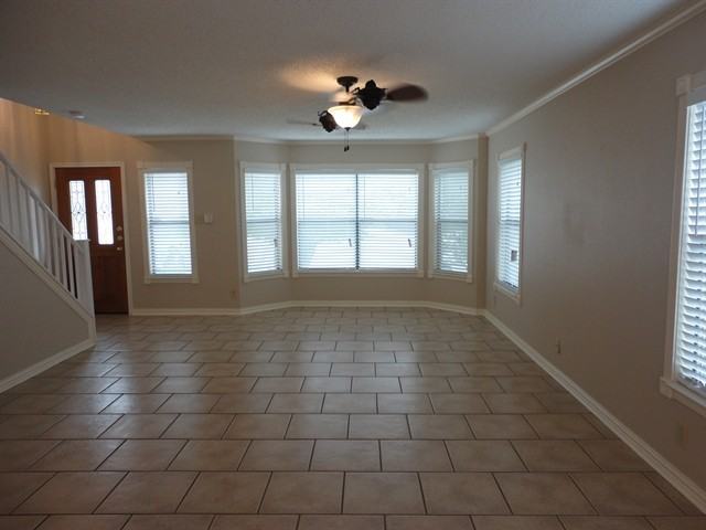 2806 Redrock Trail - Photo 2 of 10