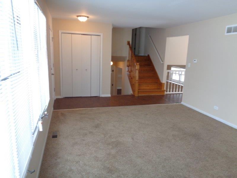 25601 S Linden Ave - Photo 2 of 28