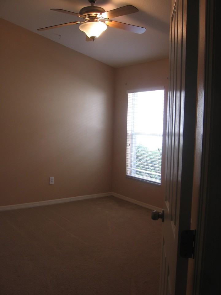 6959 Runner Oak Drive - Photo 2 of 9