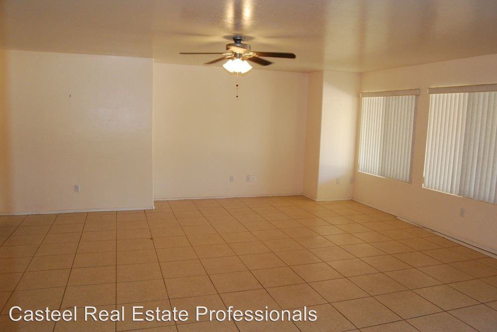 440 W Scott Ave - Photo 2 of 29