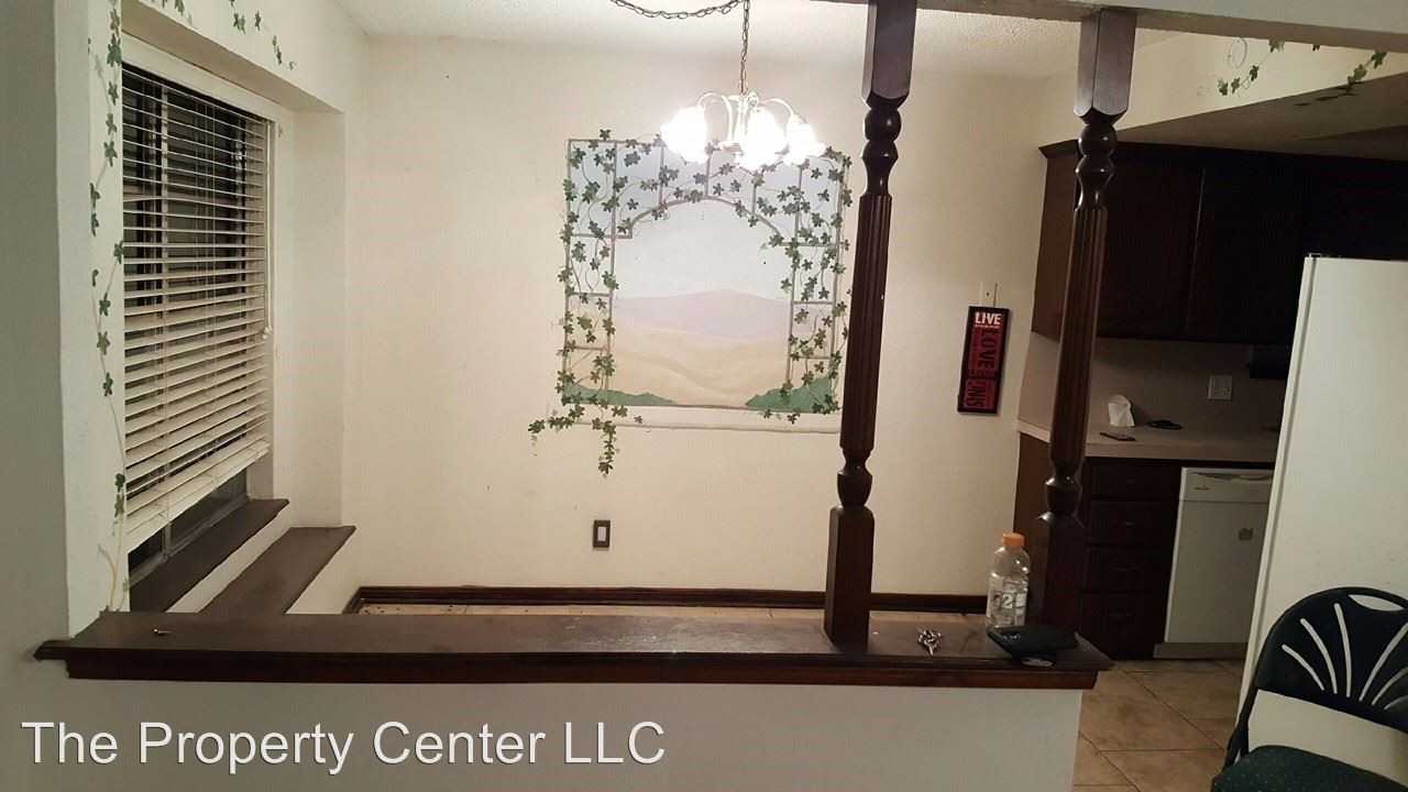 7733 Wegner Way - Photo 3 of 11