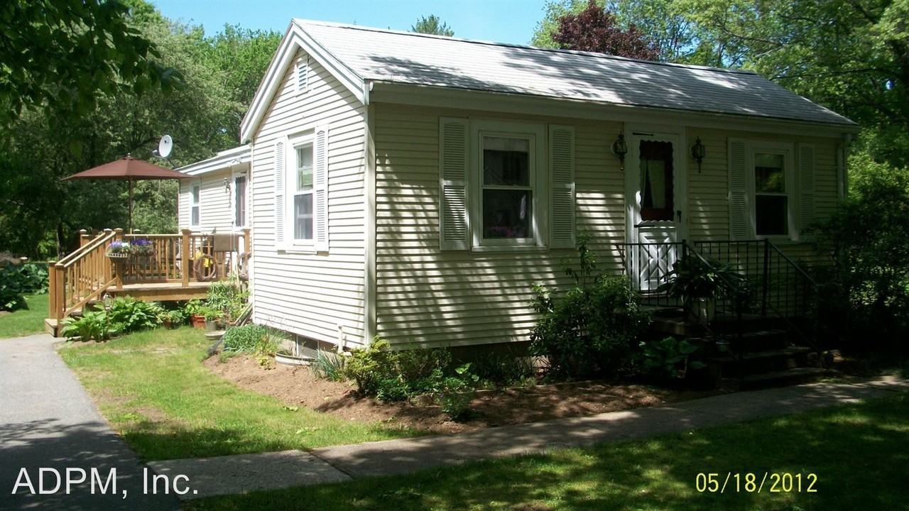 3 Town Forest Rd - Photo 2 of 11