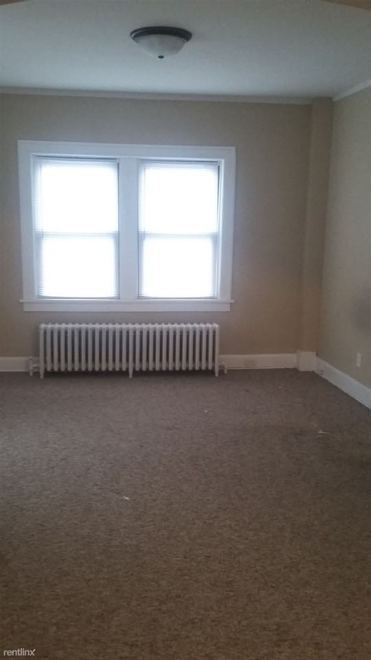 5008 21st Ave - Photo 2 of 6