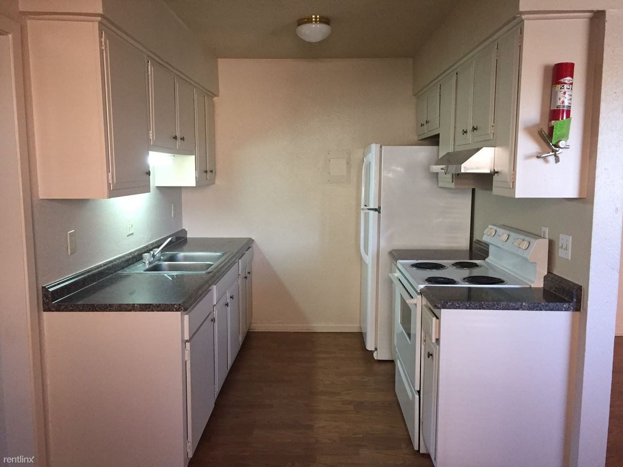 Parkside Apartments - Photo 2 of 3