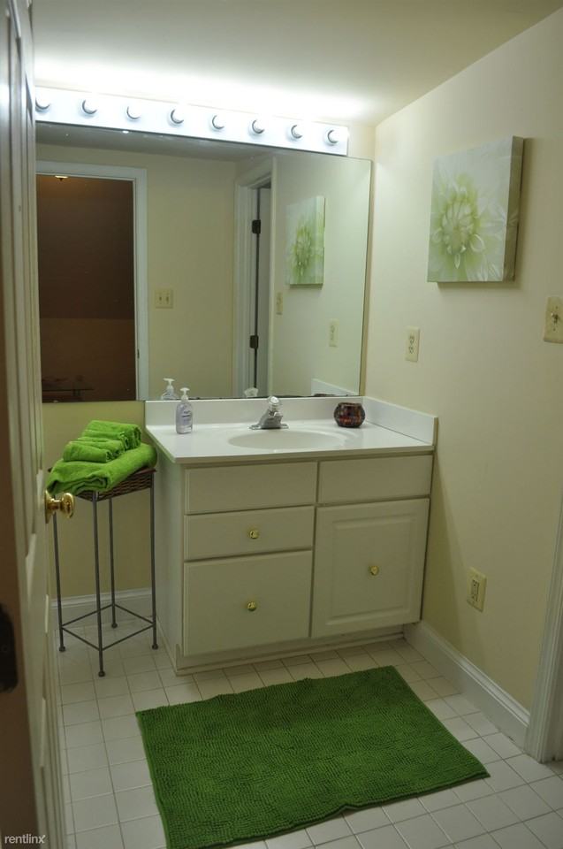4246 15th St N - Photo 3 of 10