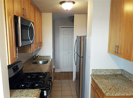 950 Underhill Ave #20A