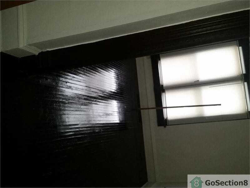 828 N Winnebago St - Photo 2 of 3