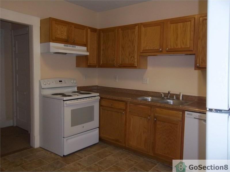 7 Monmouth St - Photo 3 of 15