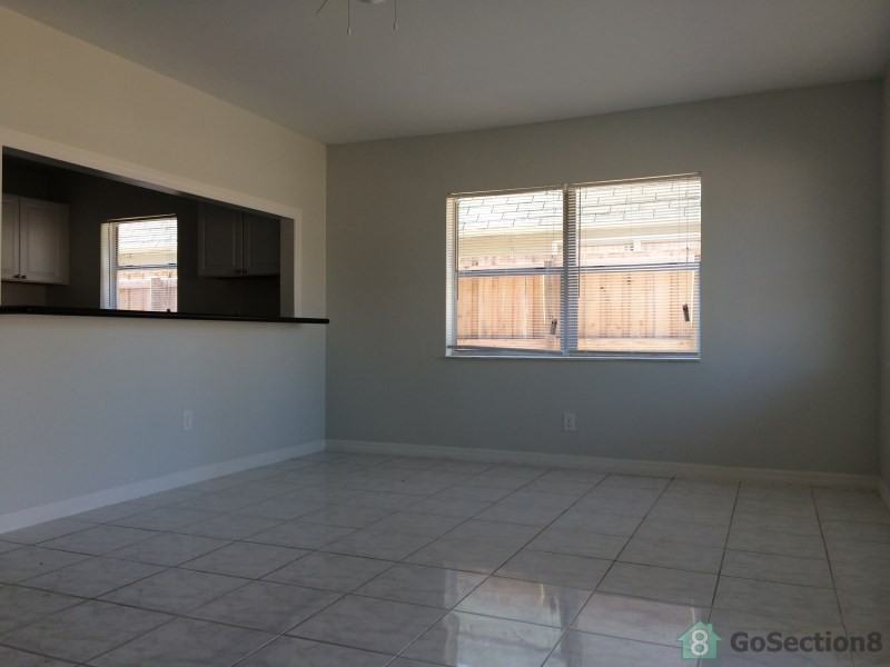 1414 NW 8th Ave - Photo 3 of 9