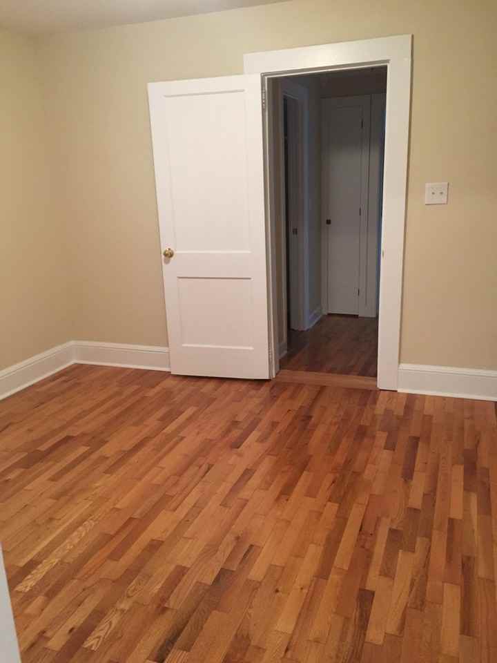 112 West Spring Street - Photo 3 of 8