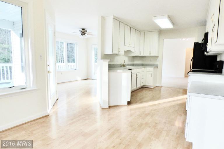 45923 Burns Dr - Photo 3 of 30