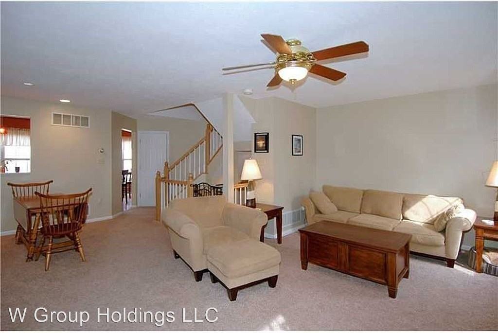 213 Hillvue Dr - Photo 2 of 19