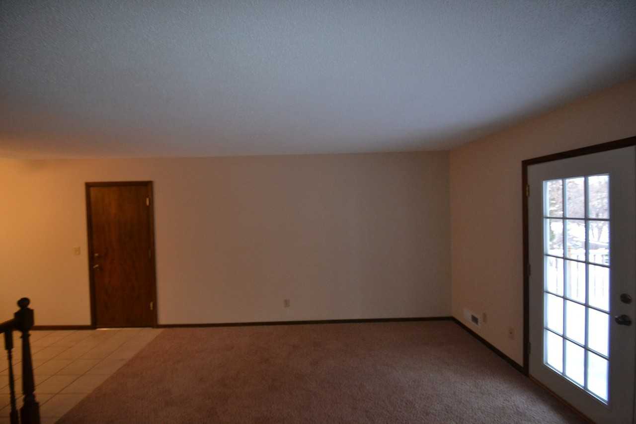 13222 Ferris Ave - Photo 2 of 8