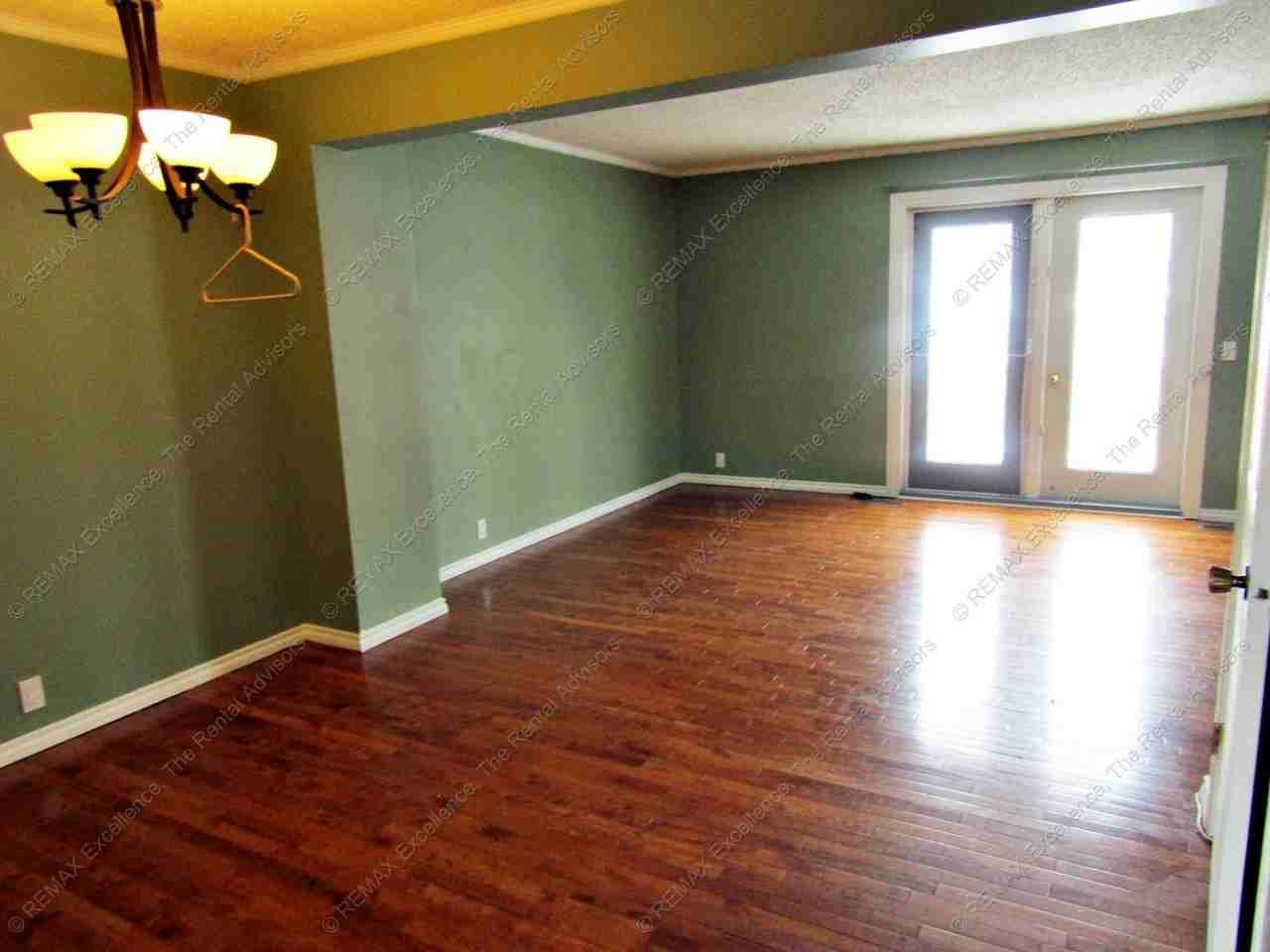 14640 54th St - Photo 2 of 13