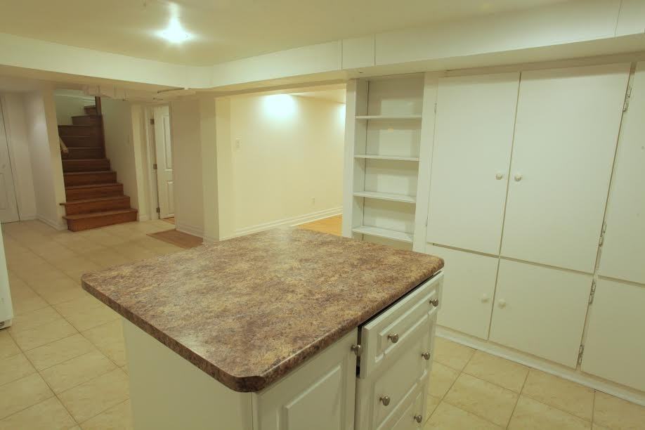 51 S Kingsway - Photo 2 of 8