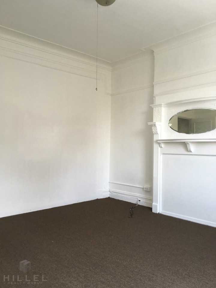 471 Tompkins Ave 3 - Photo 3 of 5