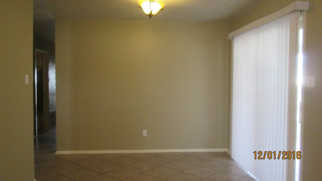 6248 Wheaton Dr - Photo 3 of 3