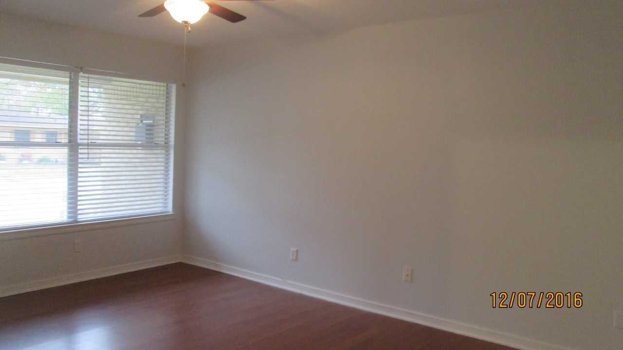 8254 Lifford Pl - Photo 2 of 12